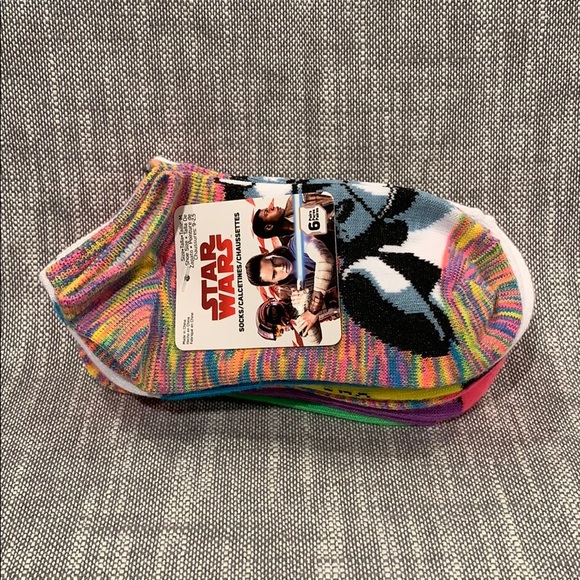 Girl’s Star Wars 6pk No-Show Socks - Picture 2 of 3